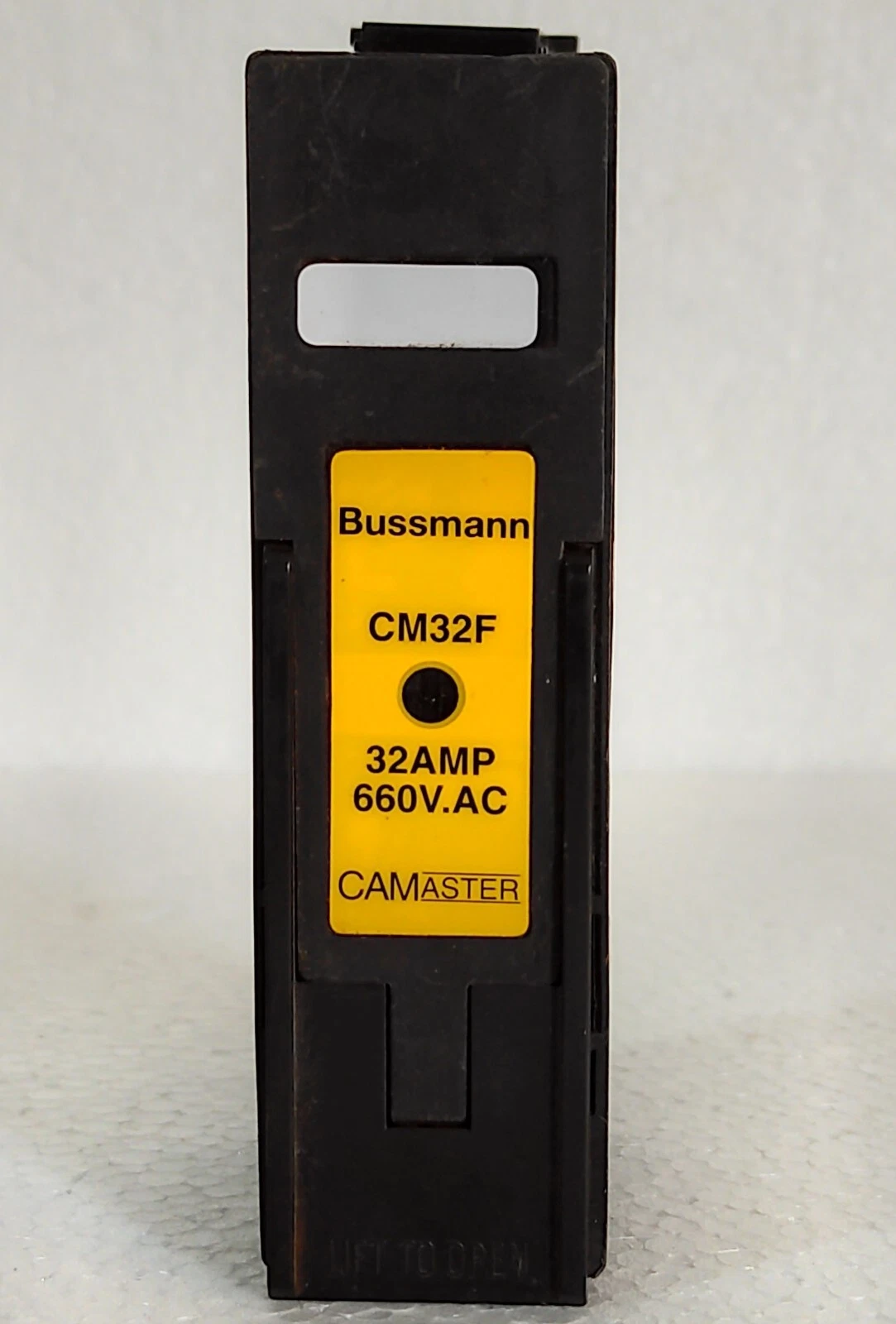 admin/uploads/uploads/Bussmann CM32F Camaster Fuse Holders_2.webp